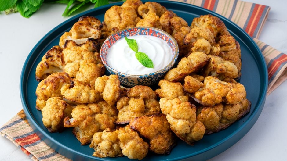 Roasts Like a Pomegranate: Roast Cauliflower in the Oven