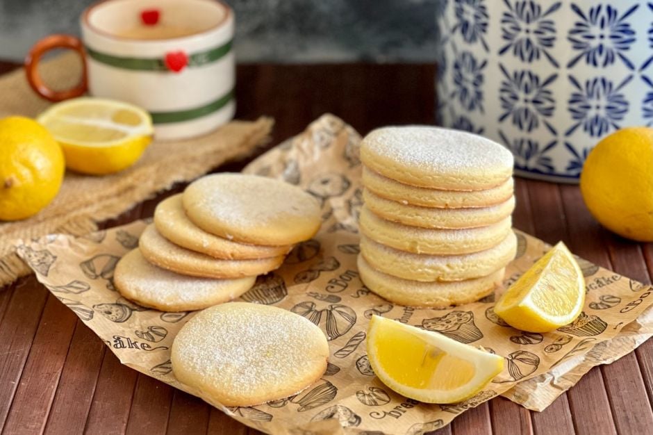 Ready Immediately with Tea: Easy Lemon Cookies