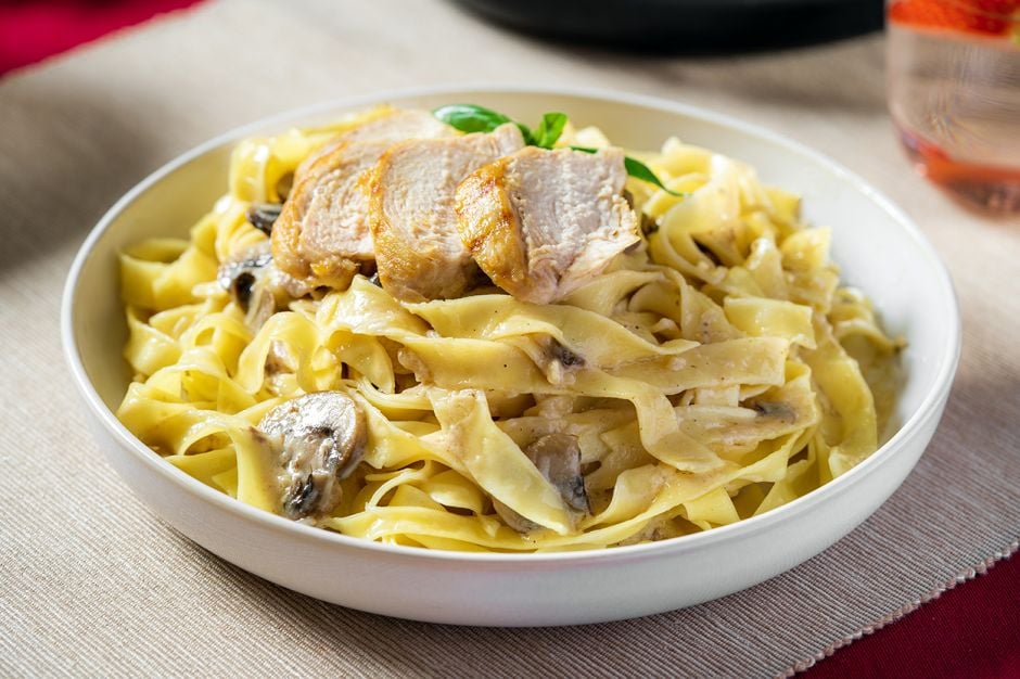 Full Italian Style: Fettucini Alfredo