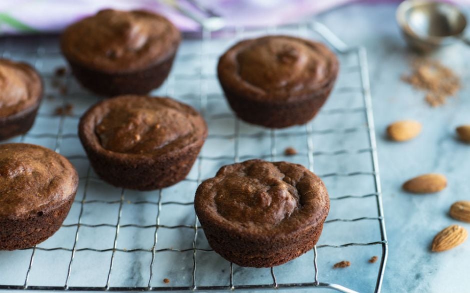 Plus It&#39;s Fat-Free: Sugar-Free Flourless Cake