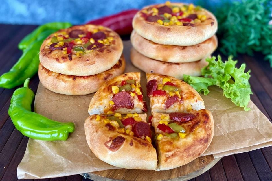 Little Surprises: Mini Pizza