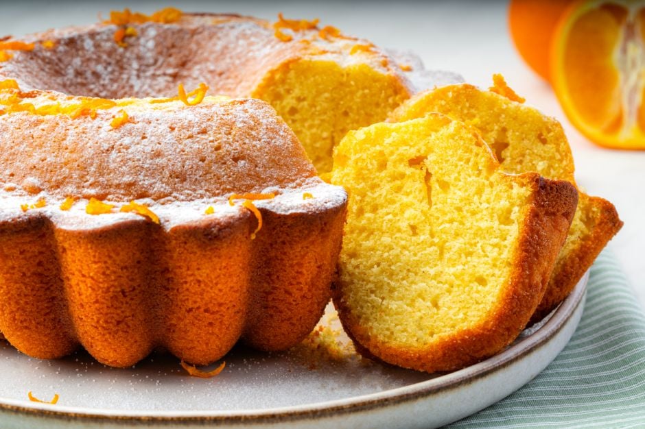 Always Keeps the Consistency: Orange Cake