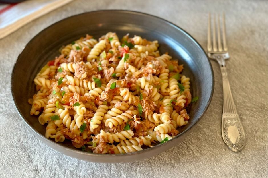 Just like cafes: Tuna Pasta