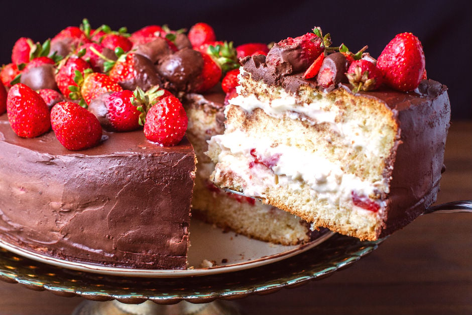 With a Taste That Makes Pastry Chefs Jealous: Fresh Cake