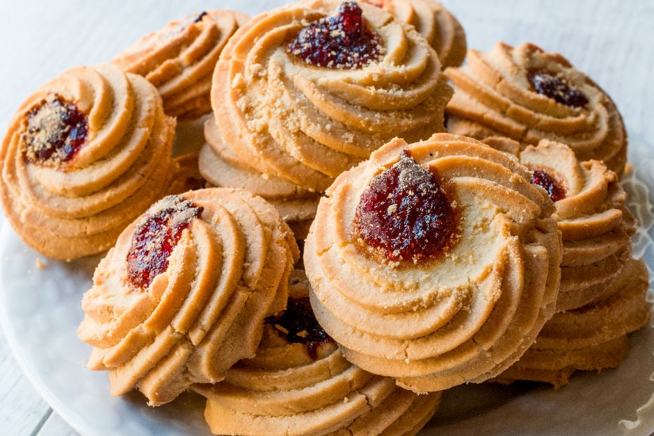 It Makes Even Its Masters Jealous: Sweet Patisserie Cookies