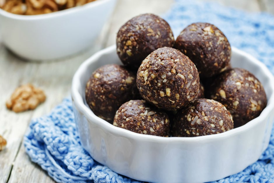 Sugar Date: Cocoa Oat Bran Balls